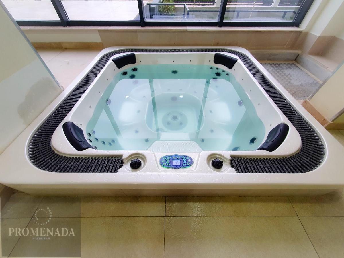Sunrise Aparthotel Pool & Spa Mamaia Nord Navodari Exterior photo